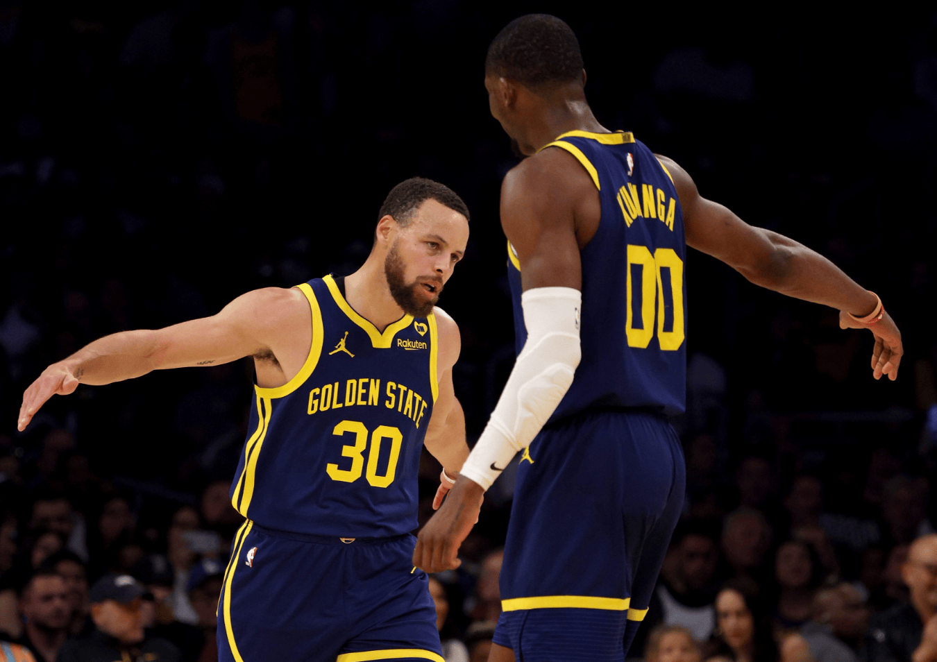 今晨金州勇士备战NBA总决赛,扳平良机细节曝光,悬念犹存,数据趋势出现新变化的简单介绍 今晨金州勇士备战NBA总决赛,扳平良机细节曝光,悬念犹存,数据趋势出现新变化的简单介绍